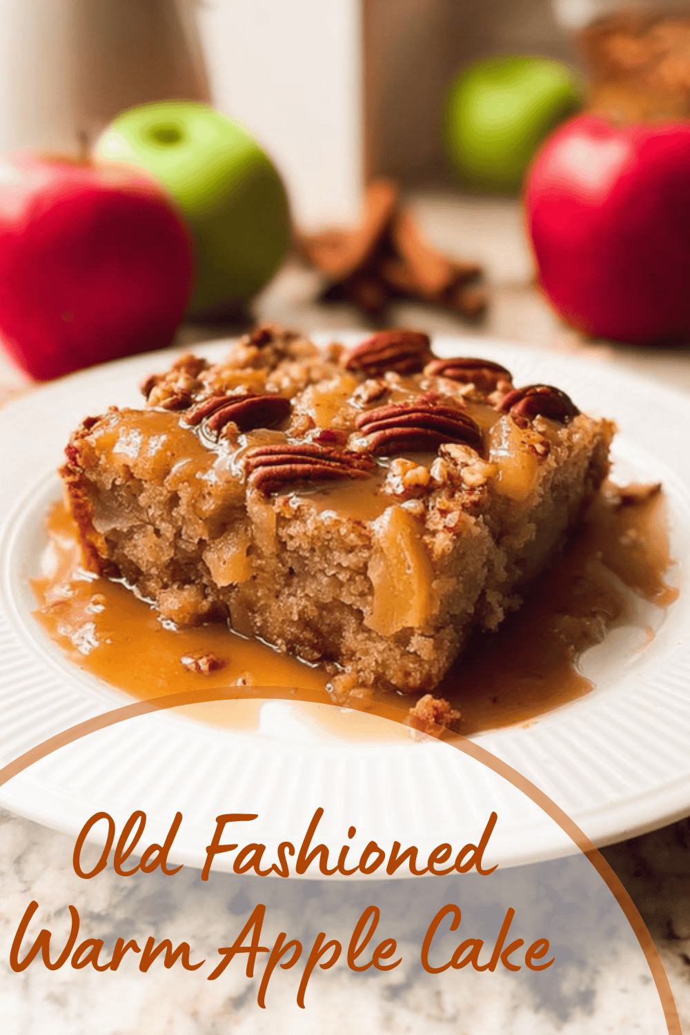 Old Fashioned Warm Apple Cake