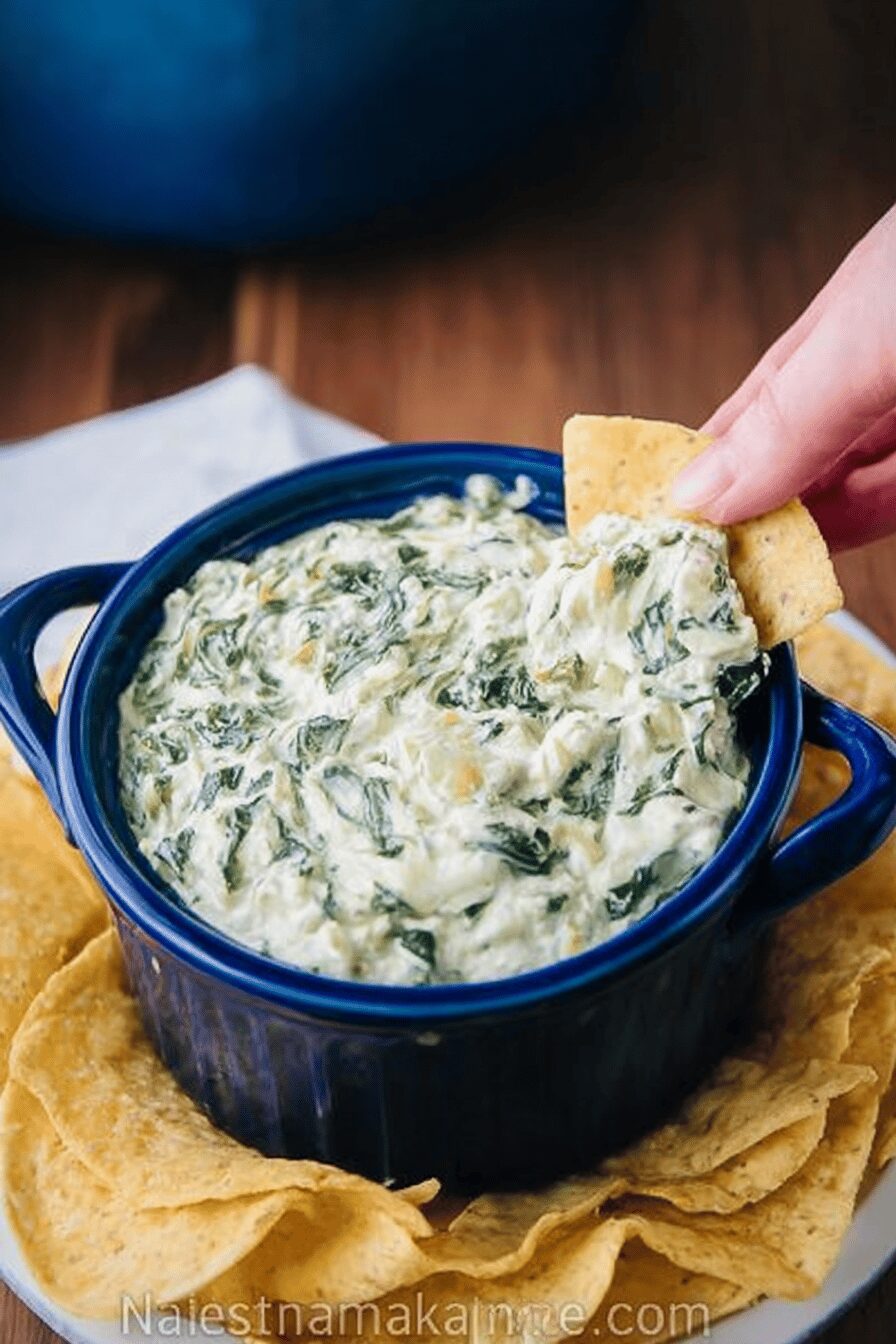 Skinny Spinach Artichoke Dip