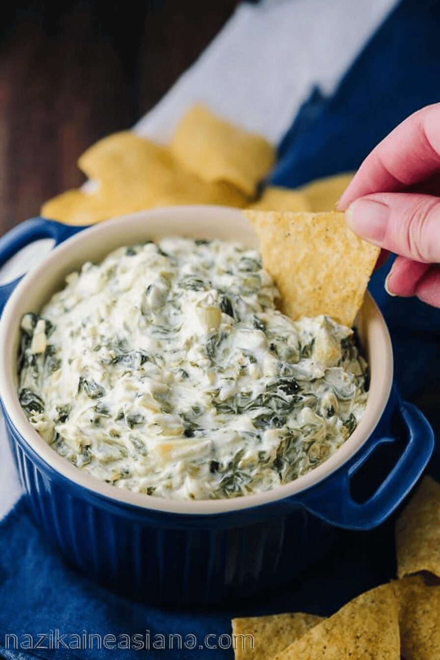 Skinny Spinach Artichoke Dip