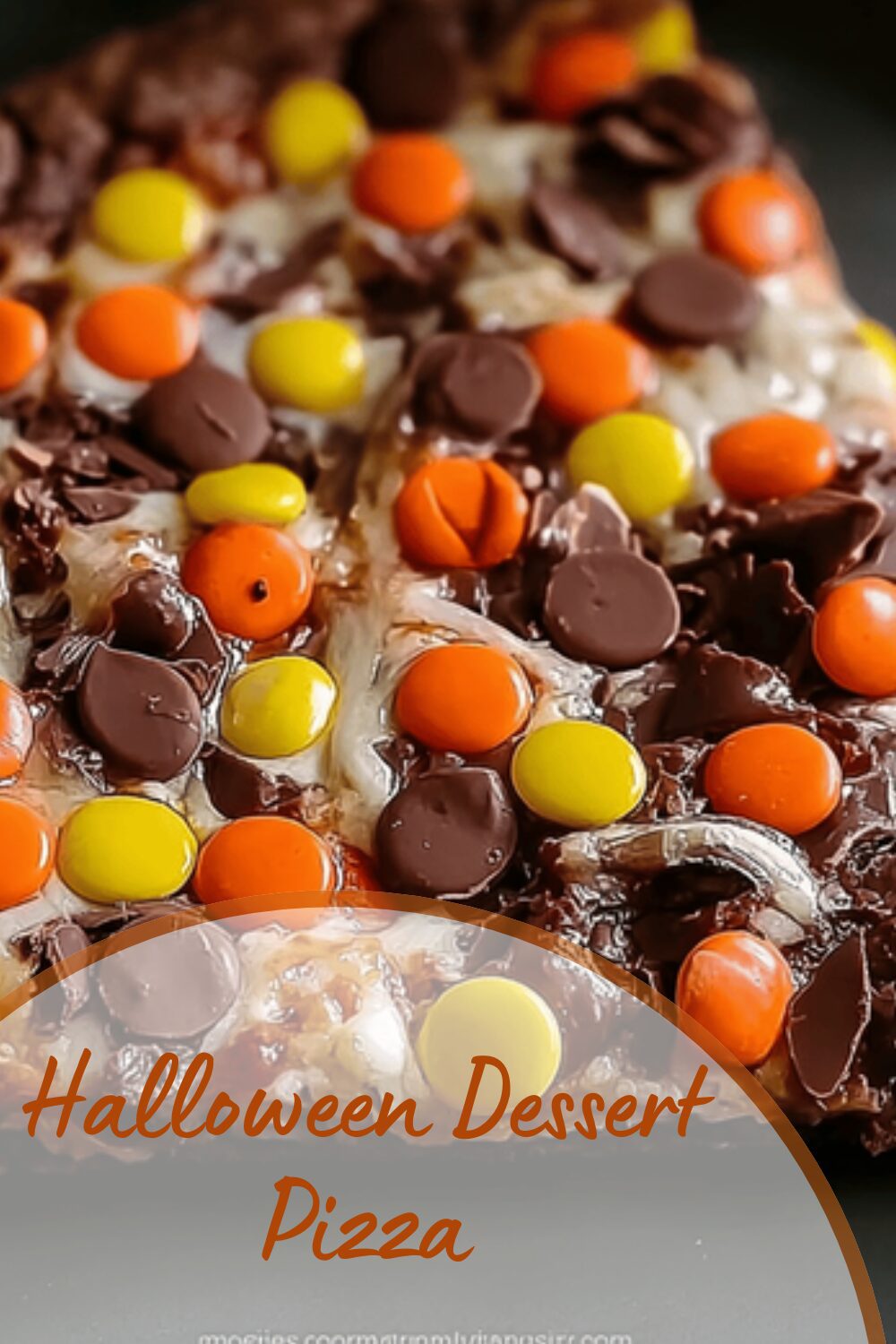 Halloween Dessert Pizza
