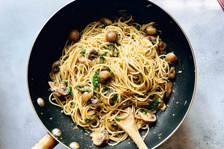 Garlic Mushroom Noodles 41.png
