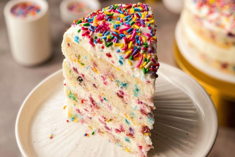 Birthday Sprinkles Cake 46.png