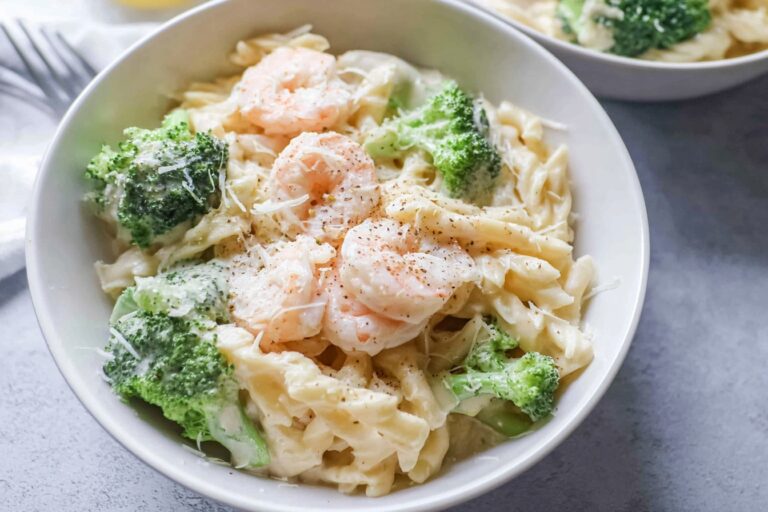 Shrimp Alfredo Pasta With Broccoli Recipe 19.png